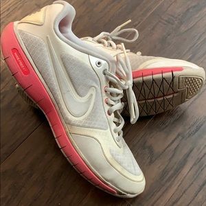 Women’s Nike sneakers